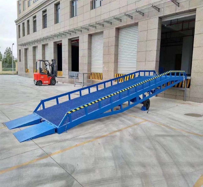 德阳移动式登车桥装卸